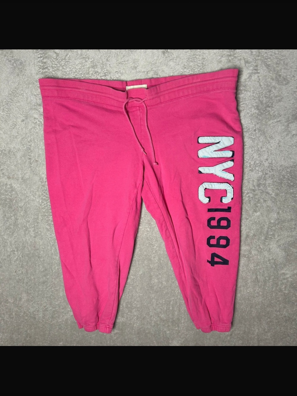 Women’s Pink NYC Graphic Capri Sweatpants